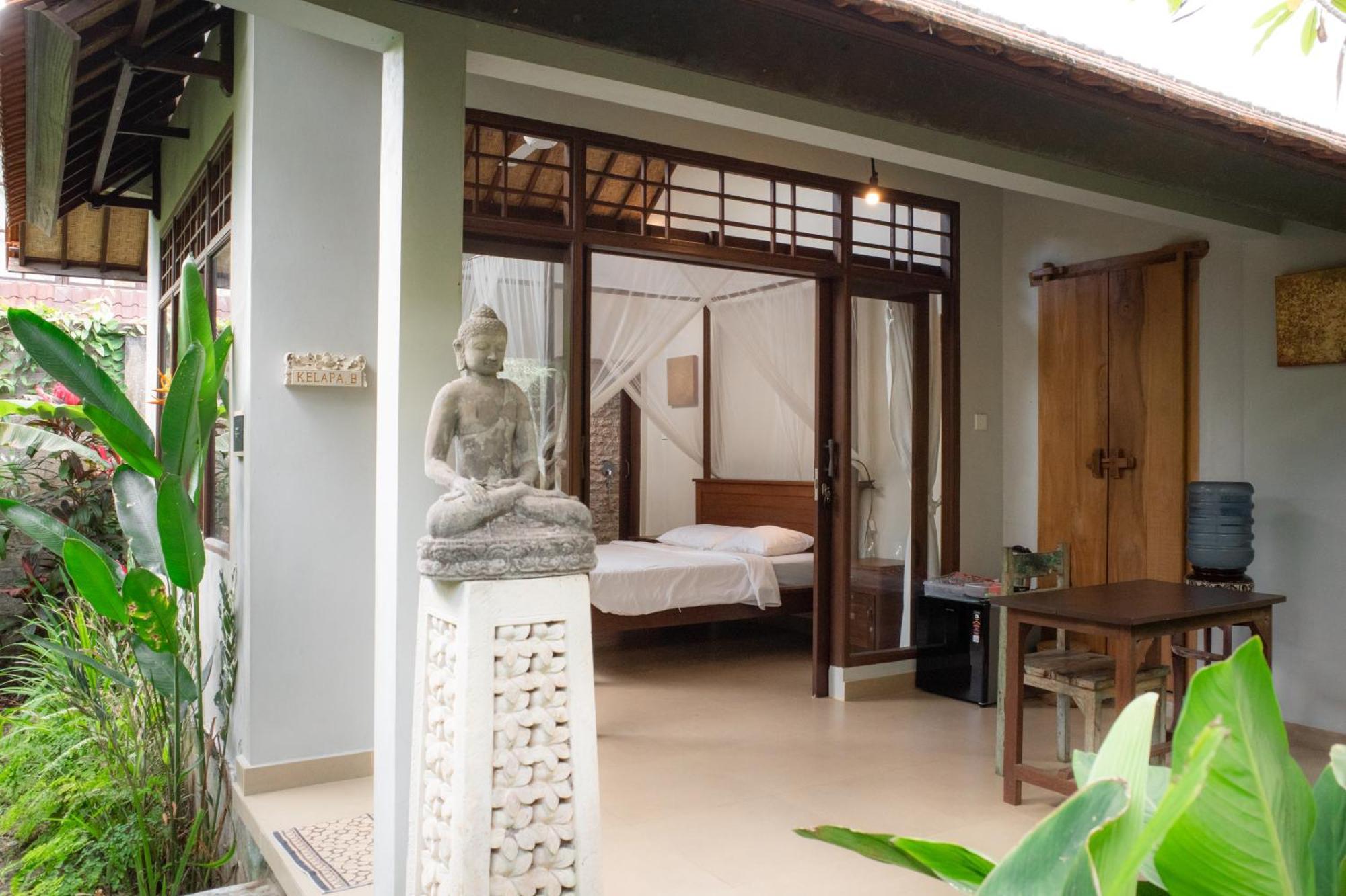 Santra Putra At Karja Art Space * Ubud